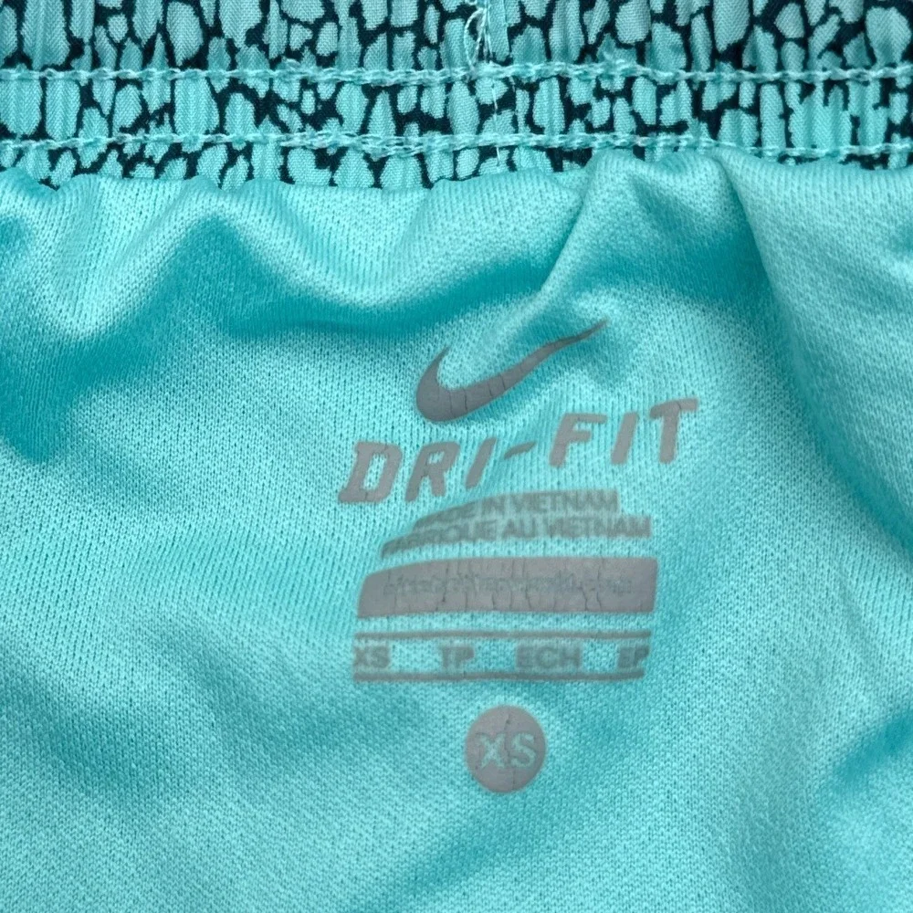 Nik Dri-Fit Running Shorts Womens Size‎ XS Light Blue Animal Print Loose Fit
